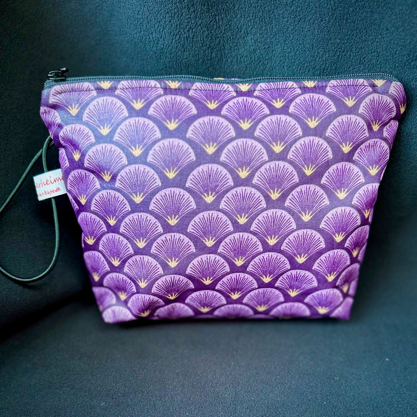 Kosmetiktäschchen Midi - Einzelstück Bögen violett