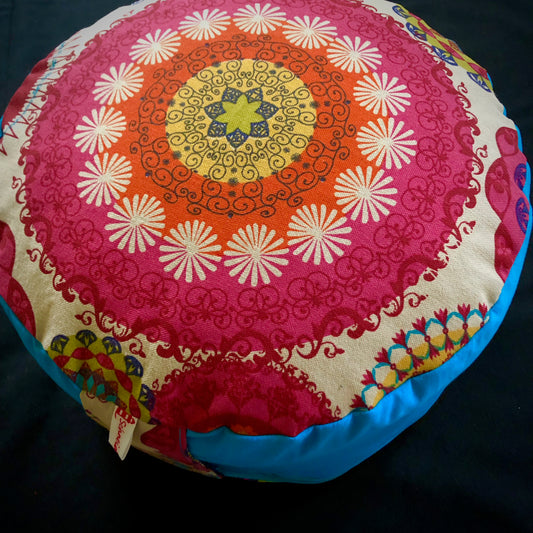 Bodenkissen - Mandalas mit Türkis