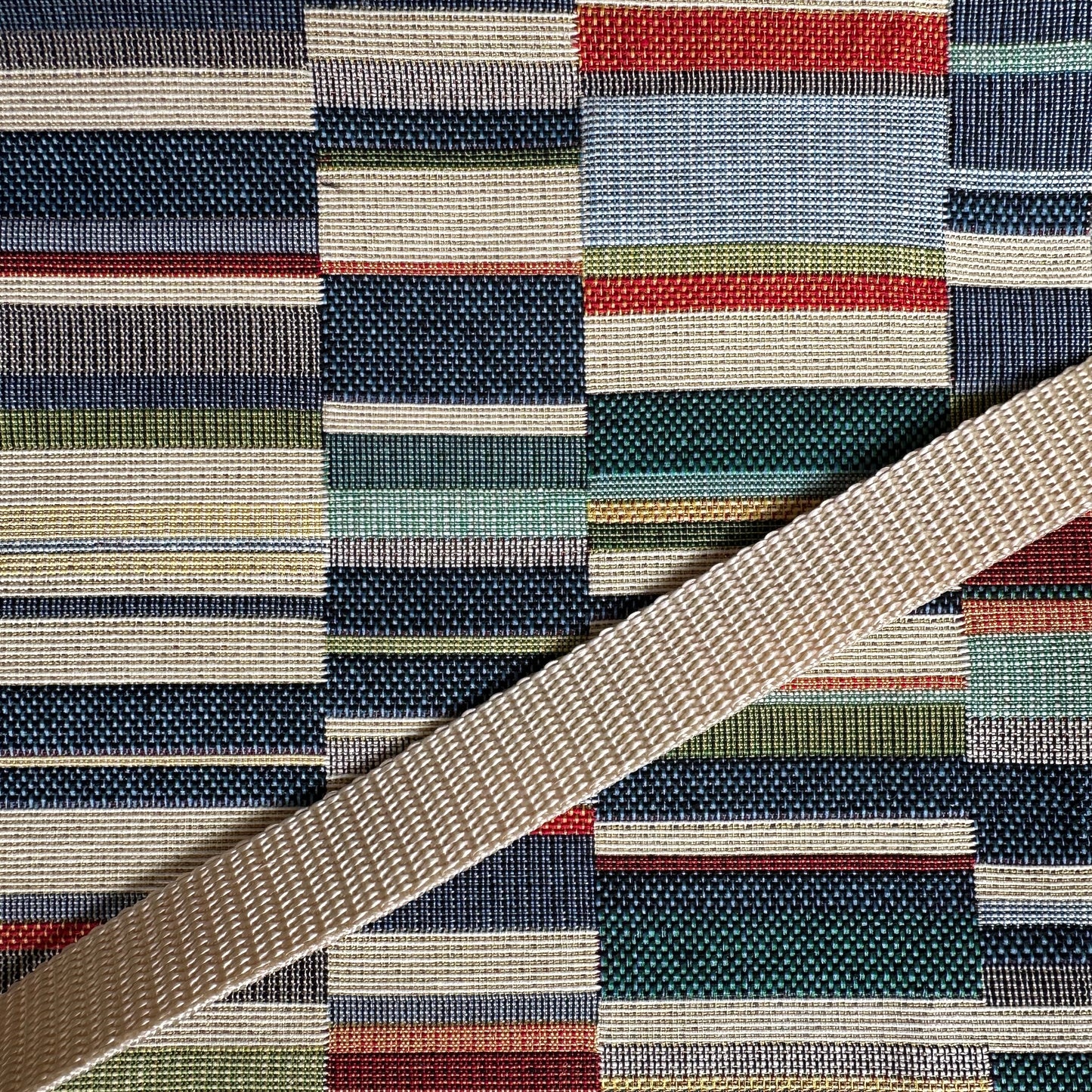 Handytasche "Frieda" - Einzelstück Gobelin Balken