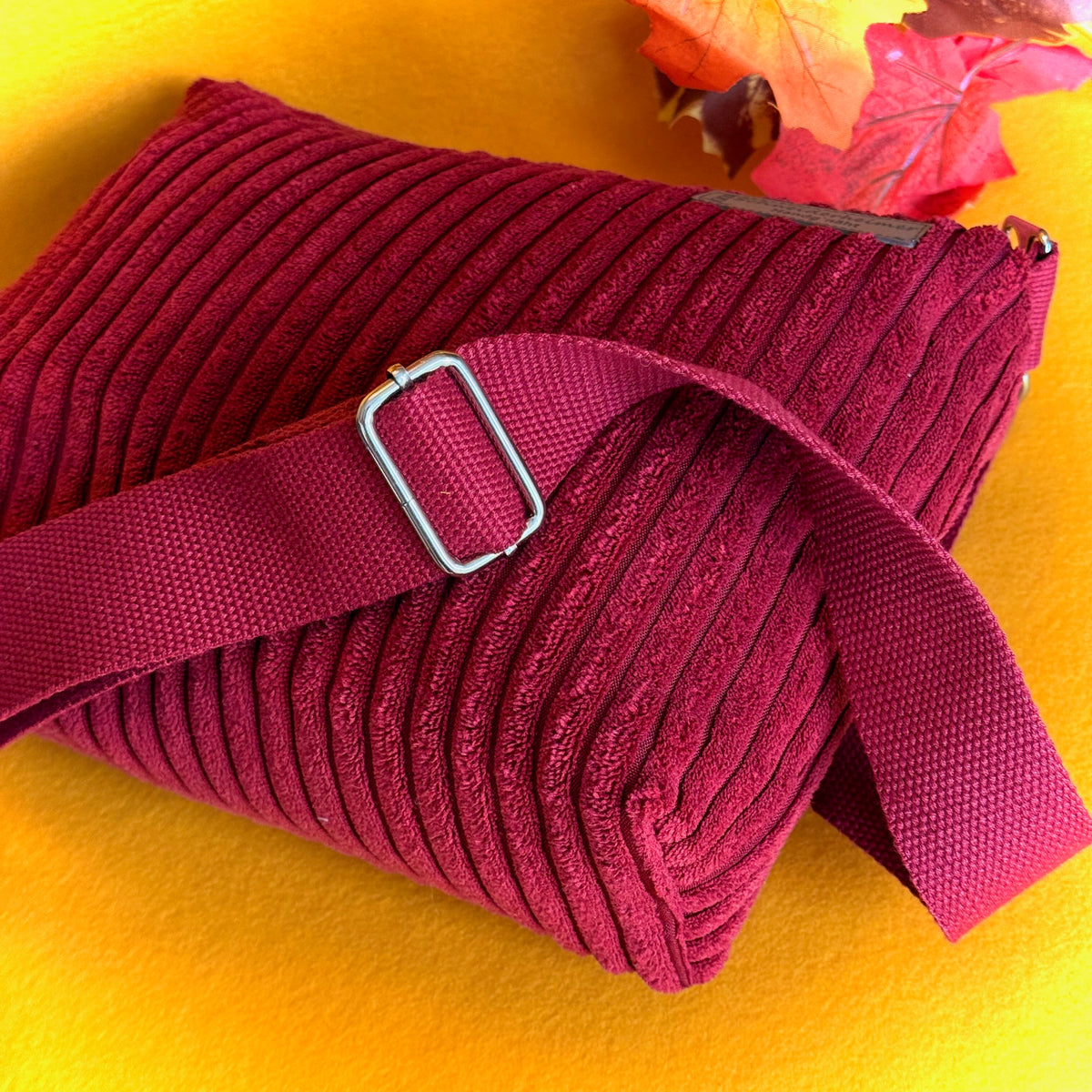 "Leni" in Cord
