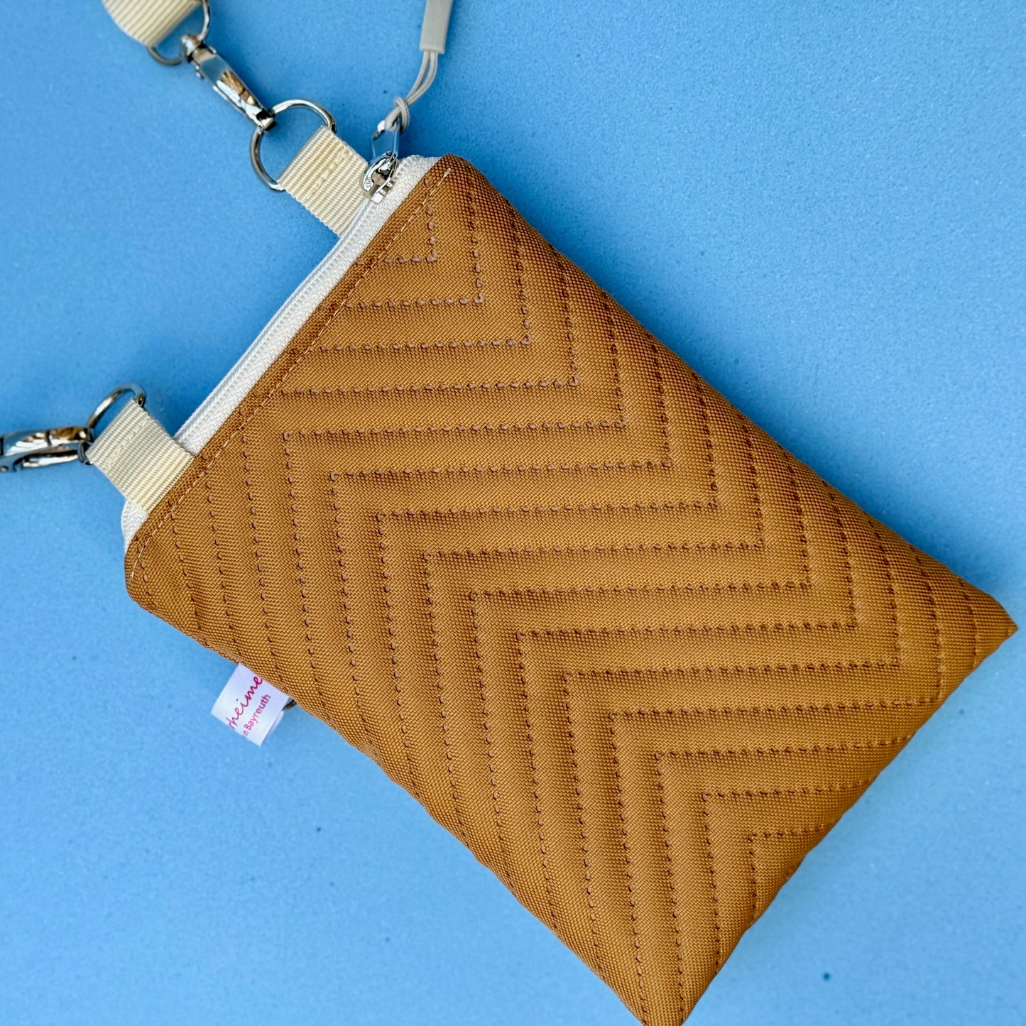 Handytasche "Frieda" in Stepp - Einzelstück Ocker