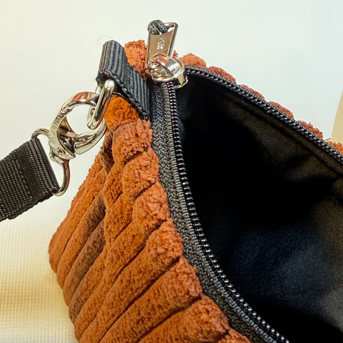 "Frieda" in Cord