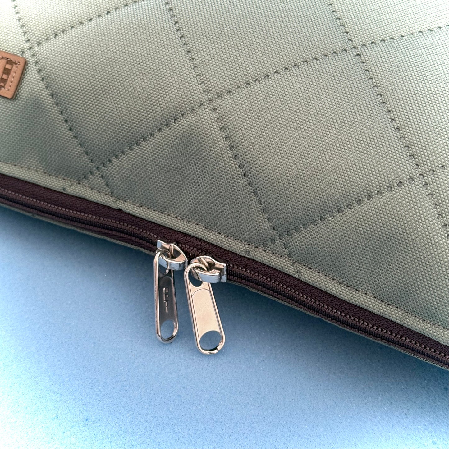 "Allwetter-Petra" in Stepp - Einzelstück Karo Salbei