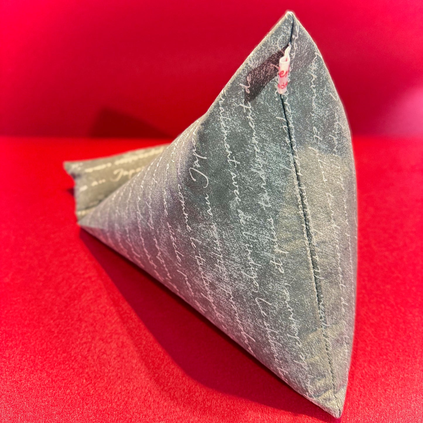 "Buchhalter" - Einzelstück Schrift auf Grau