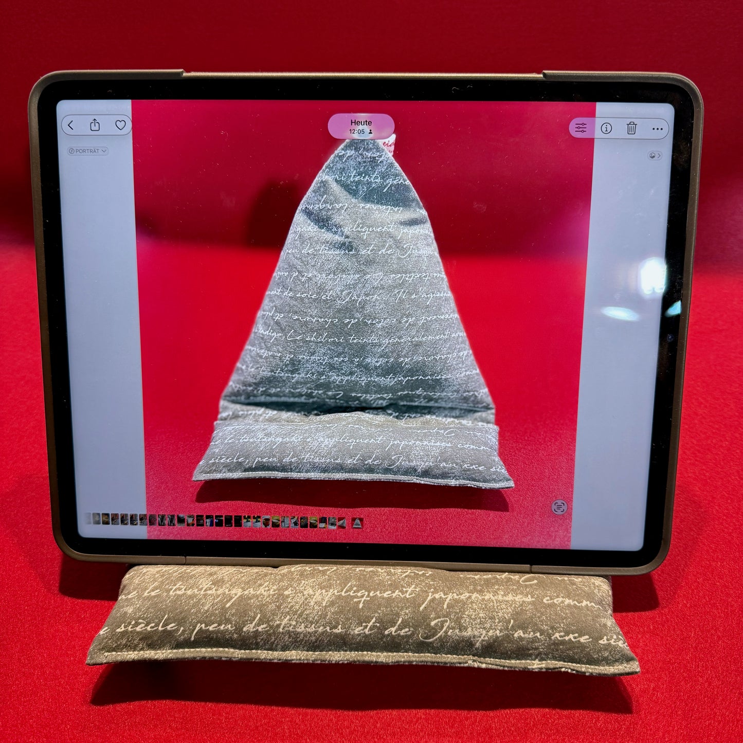 "Buchhalter" - Einzelstück Schrift auf Grau