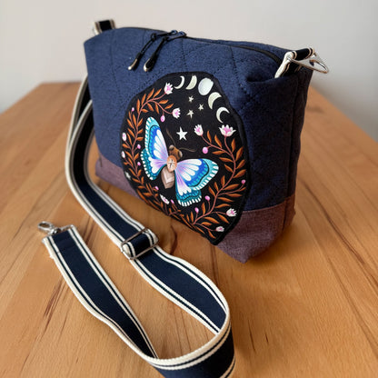 Große Umhängetasche "Lina" in Stepp - Einzelstück Luna Moth