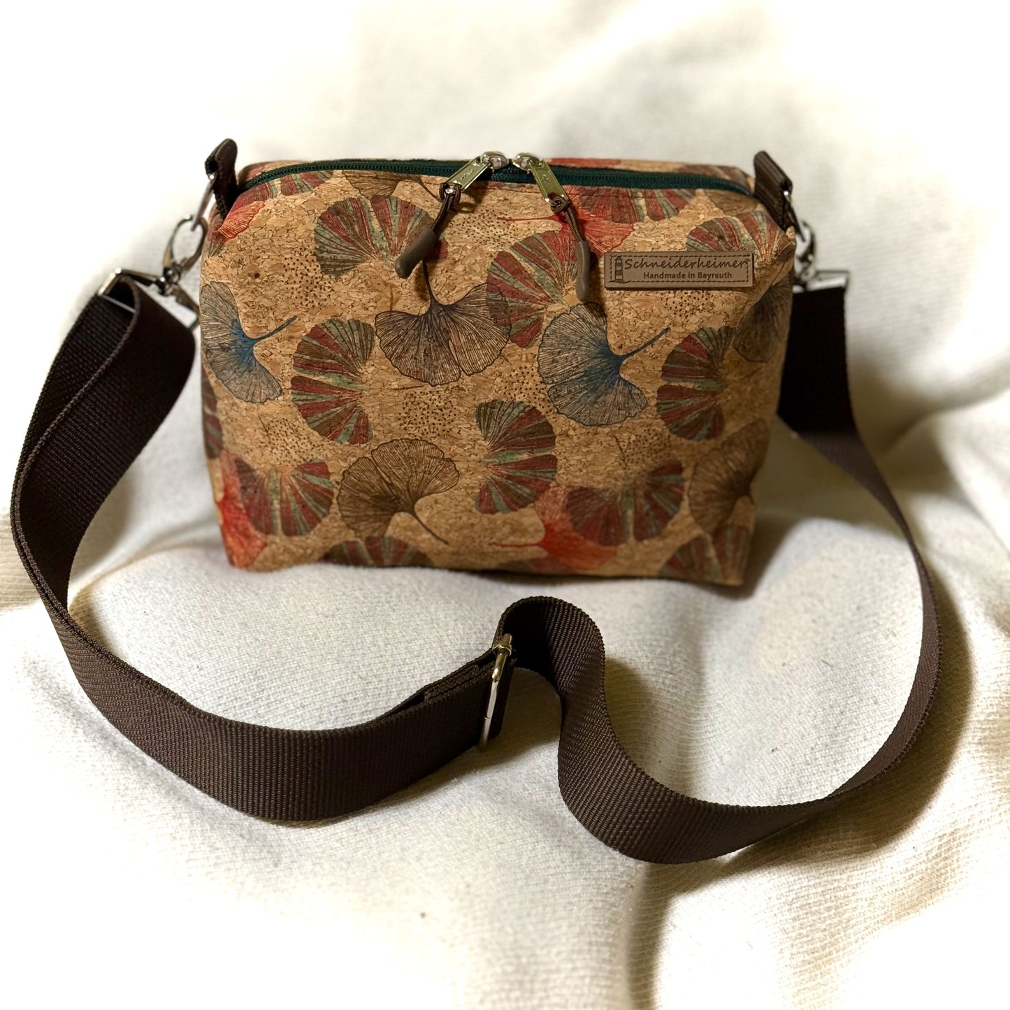 Umhängetasche "Leni" - Einzelstück in Kork