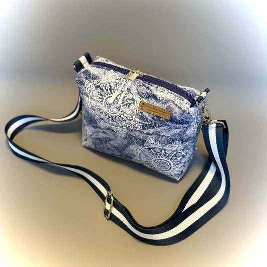 Umhängetasche "Leni"- Einzelstück Mandala