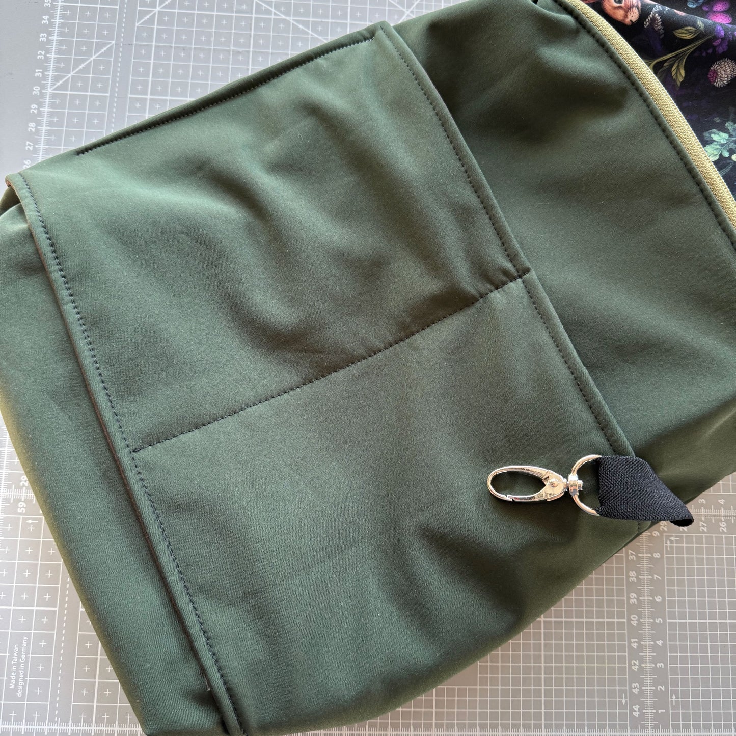 Allwetter-"Kerstin" - Einzelstück Hasen