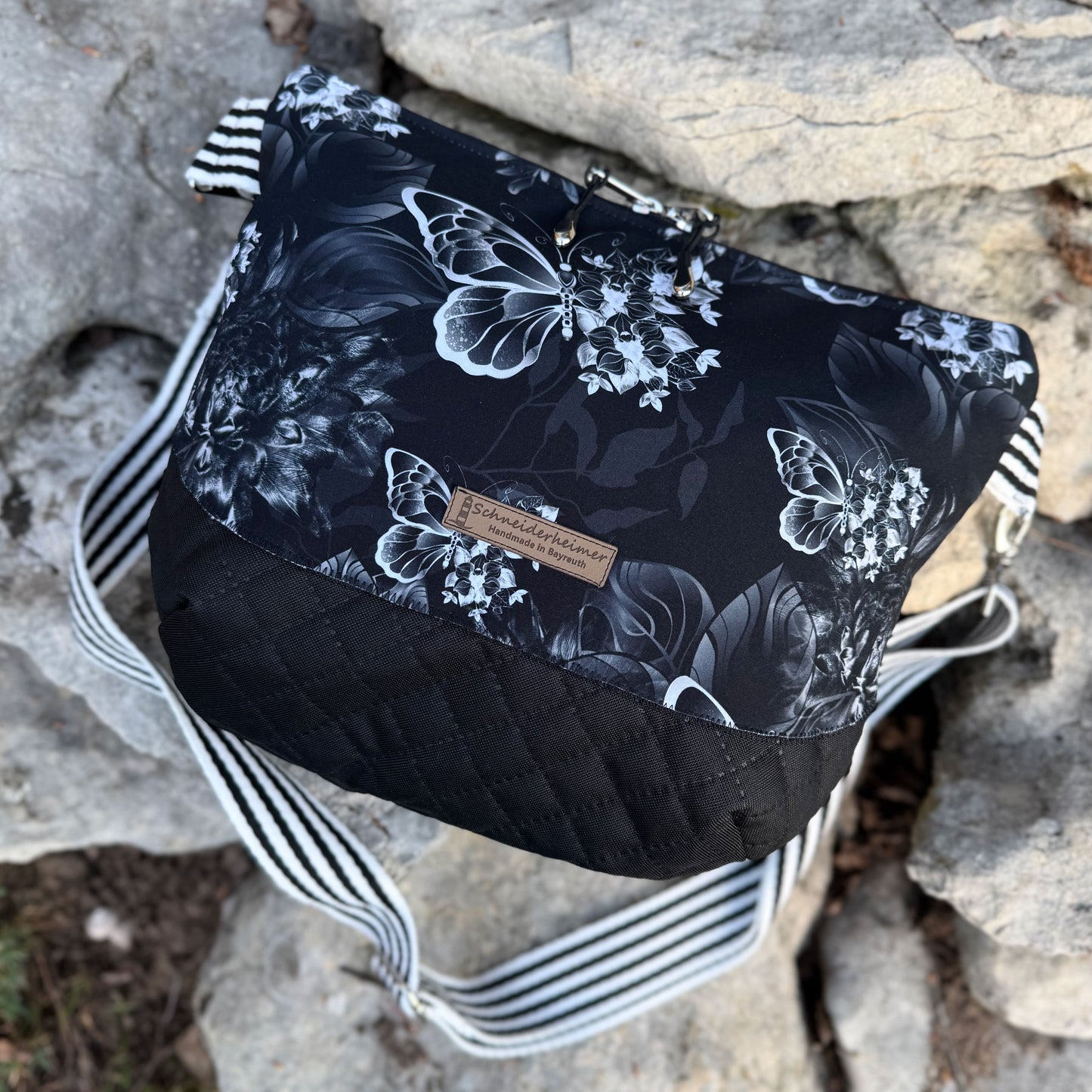 Allwetter-Tasche "Ronja" - Einzelstück Schmetterlinge