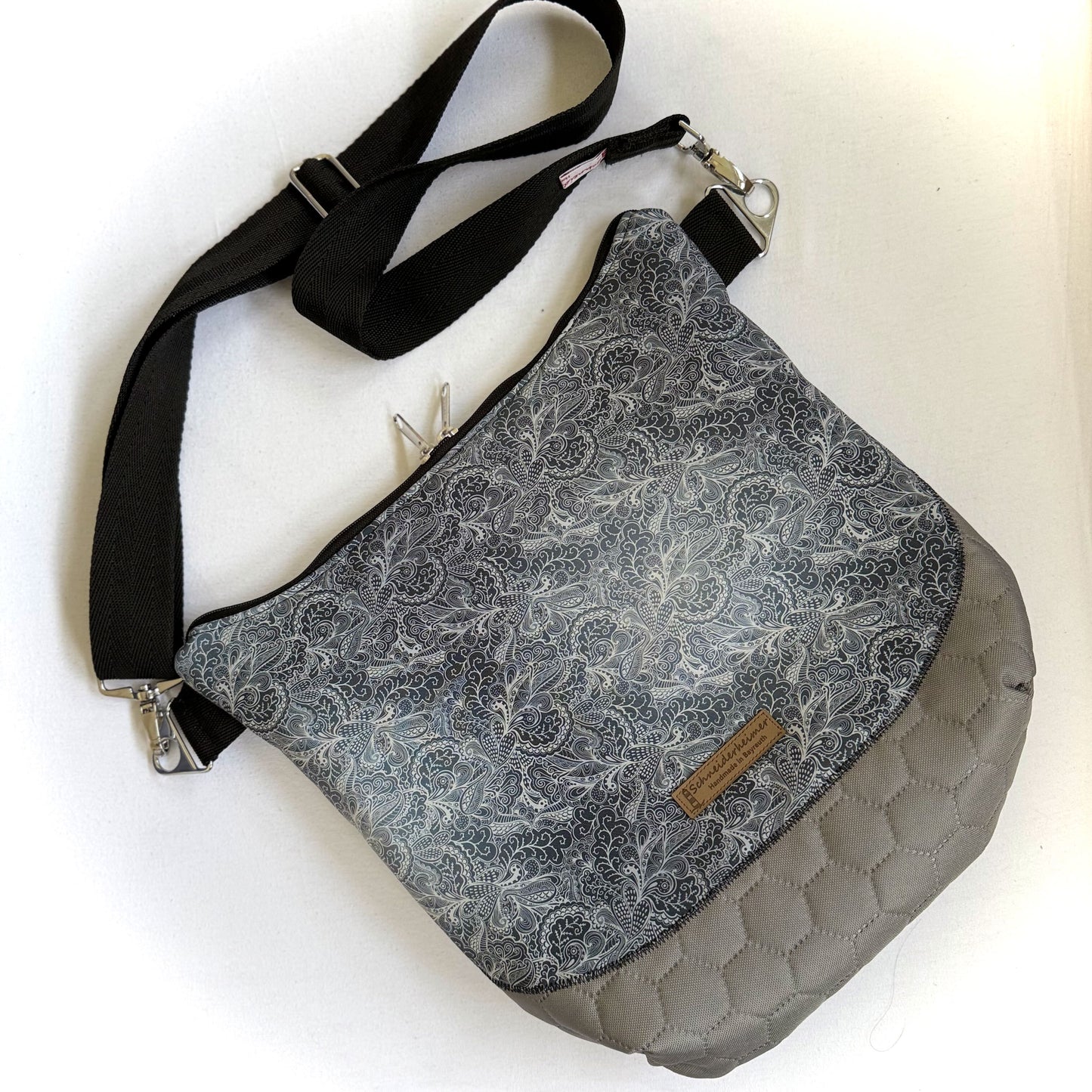 Allwetter-Tasche "Ronja" Maxi - Einzelstück Paisleys