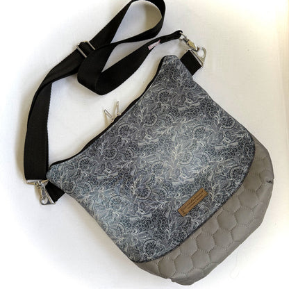 Allwetter-Tasche "Ronja" Maxi - Einzelstück Paisleys