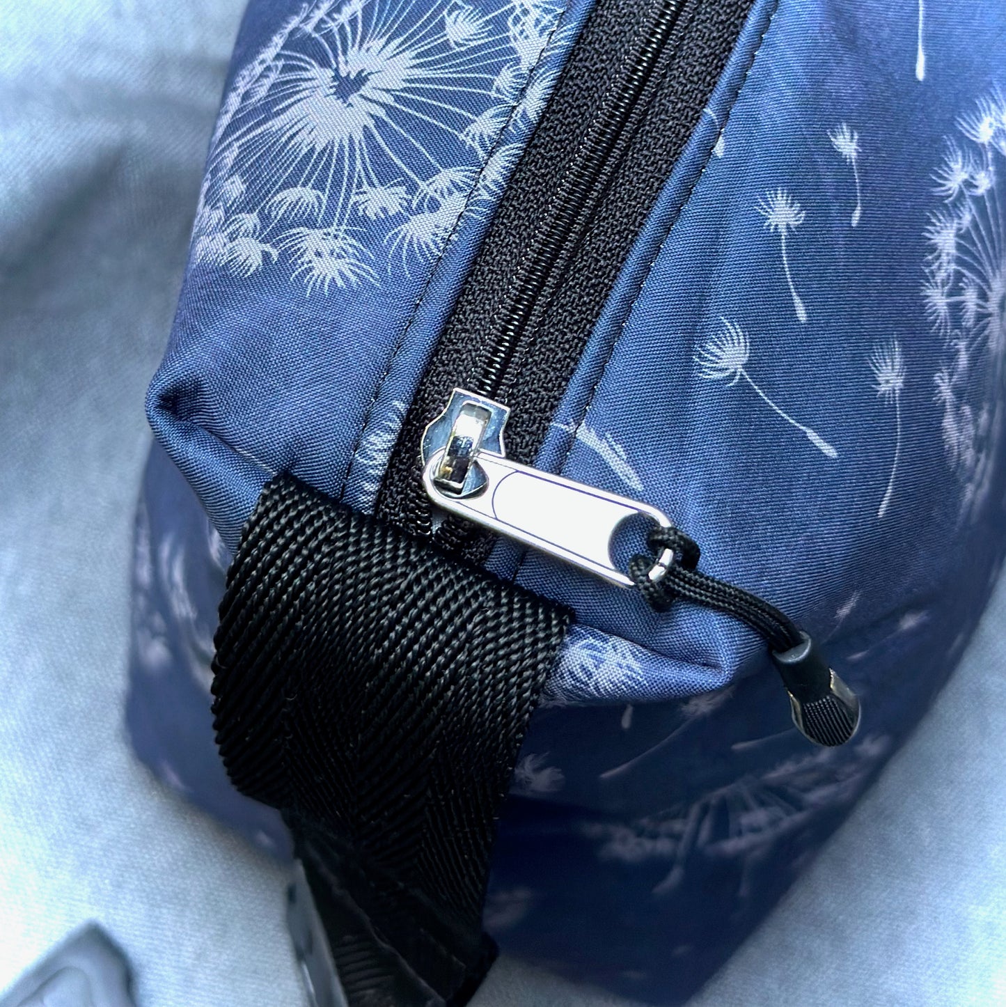 Thermotasche "Kalte Sophie" - Einzelstück Softshell Pusteblumen