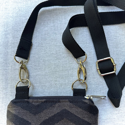Handytasche "Frieda" - Einzelstück Gobelin Grafisch Braun