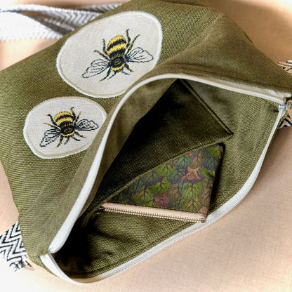 Umhängetasche "Petra"- Einzelstück Bienen