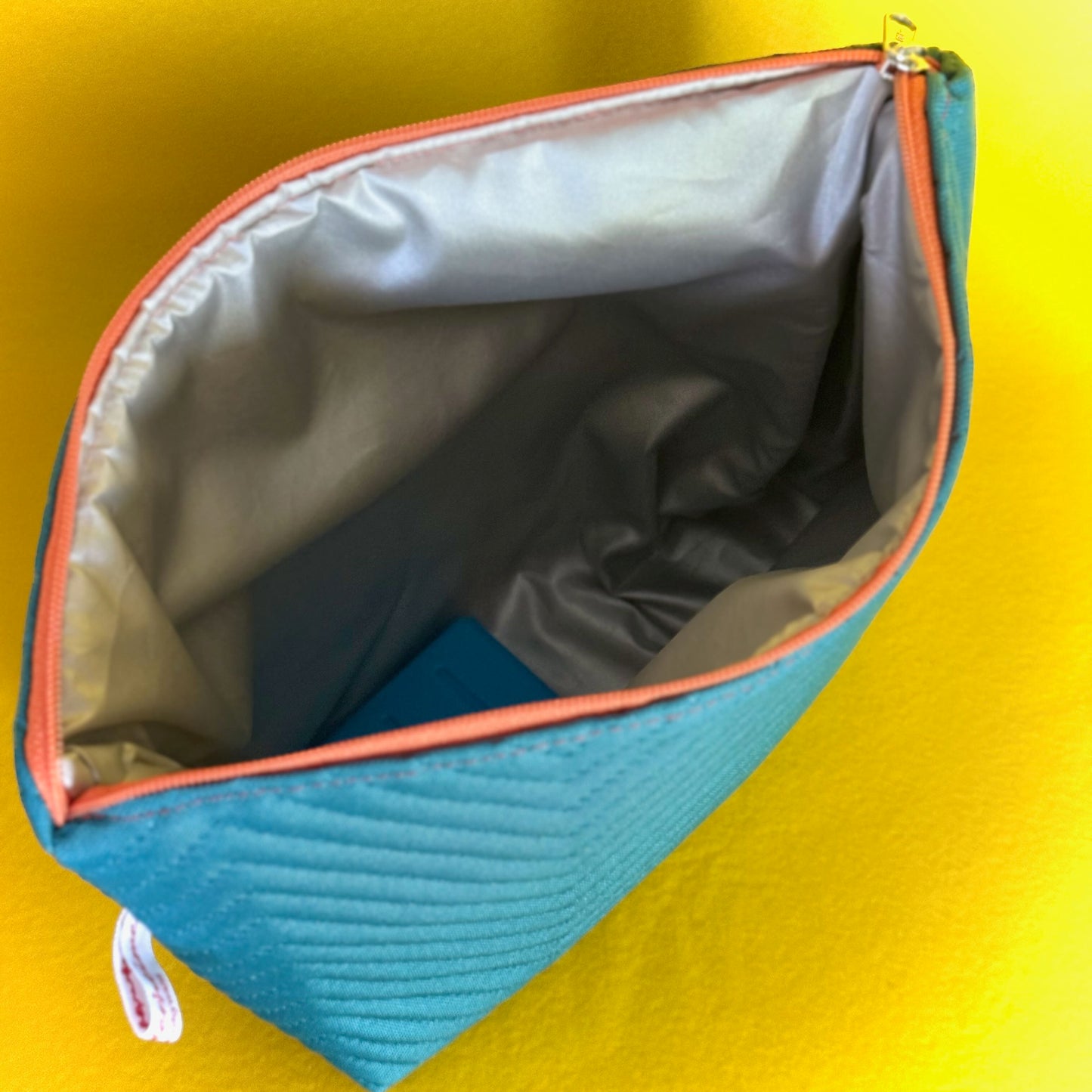 Thermotäschchen Maxi - Einzelstück Grüntürkis