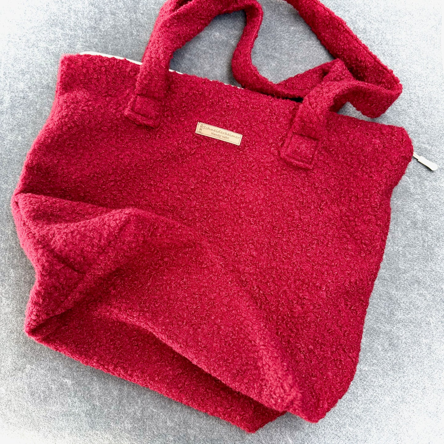 "VielKramBeutel" Boucle-Shopper - Einzelstück Bordeaux