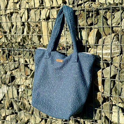 "VielKramBeutel" Boucle-Shopper - Einzelstück Taubenblau