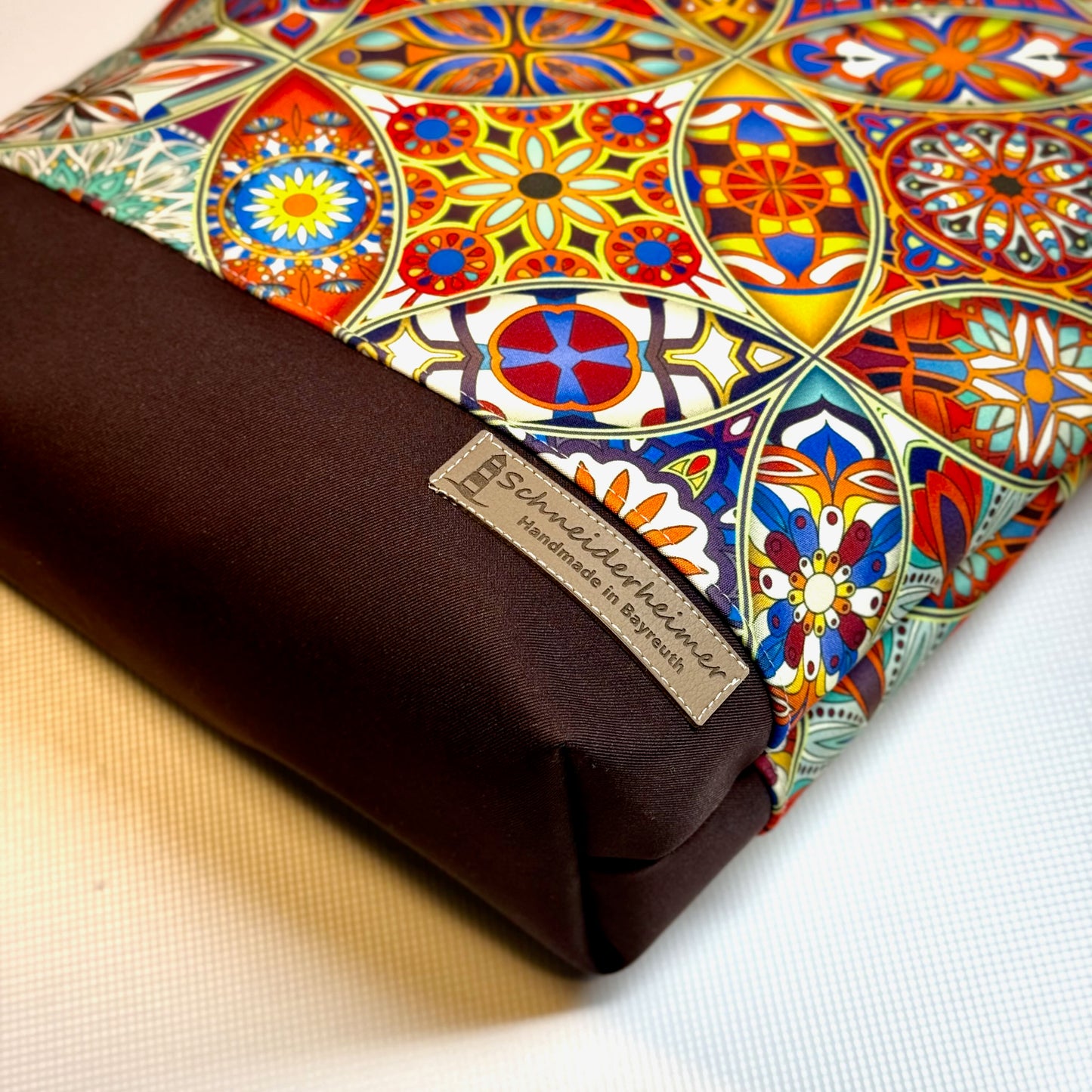 "Allwetter-Petra"- Einzelstück Mandalas mit Braun