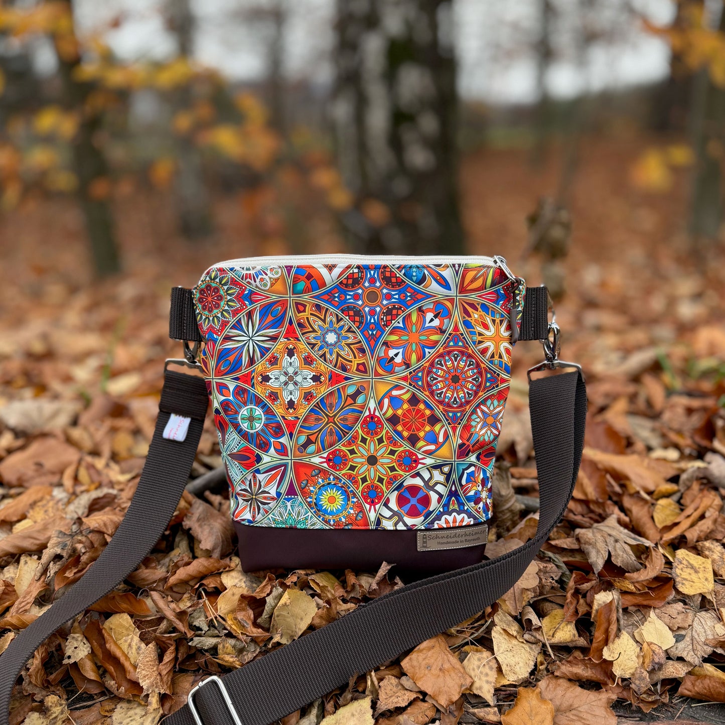 "Allwetter-Petra"- Einzelstück Mandalas mit Braun