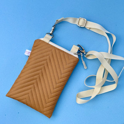 Handytasche "Frieda" in Stepp - Einzelstück Ocker