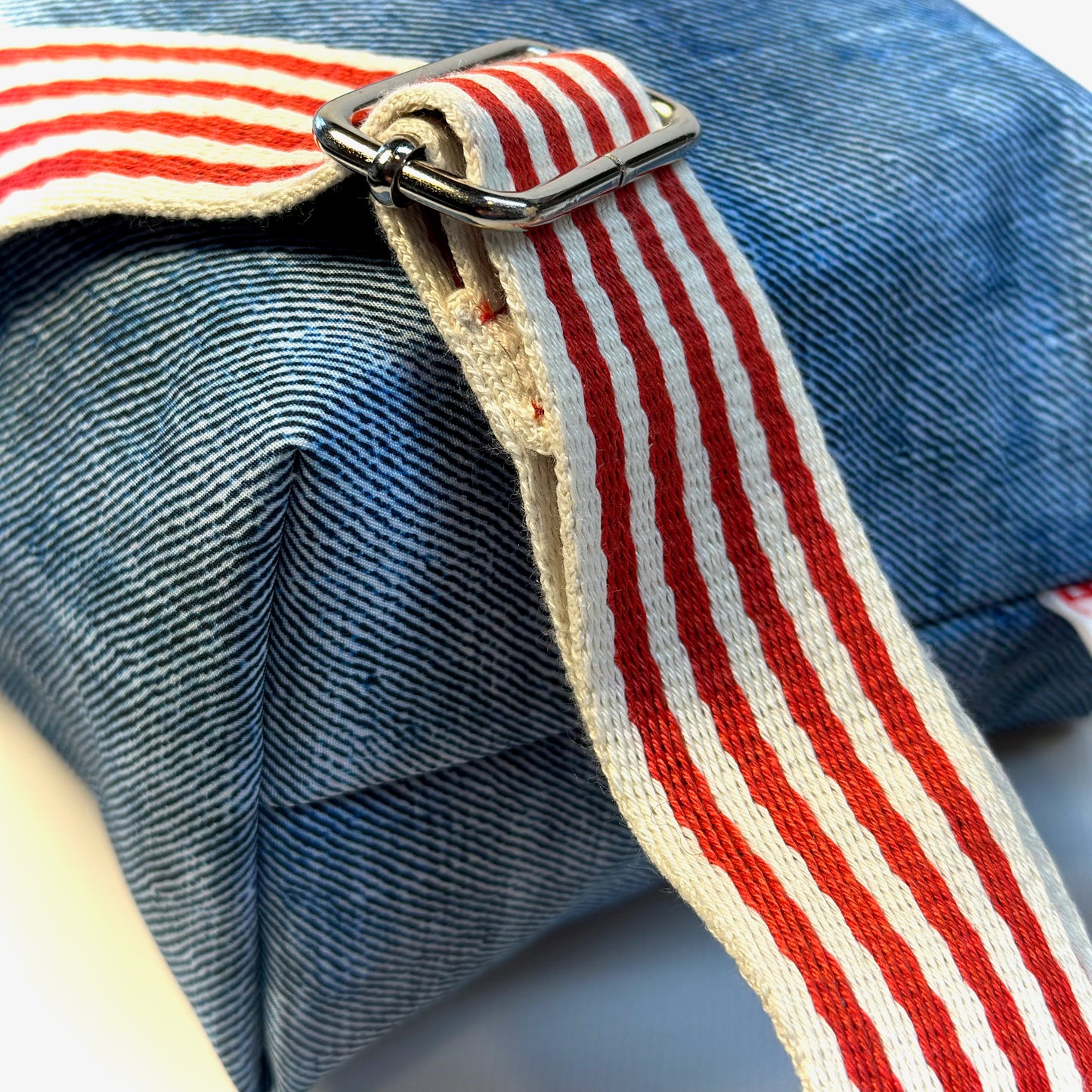 Umhängetasche "Leni" - Einzelstück Softshell Jeanslook