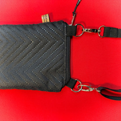 Handytasche "Frieda" in Stepp - Einzelstück Schwarz