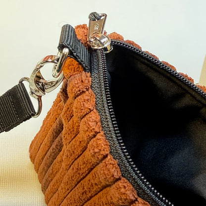 "Frieda" in Cord